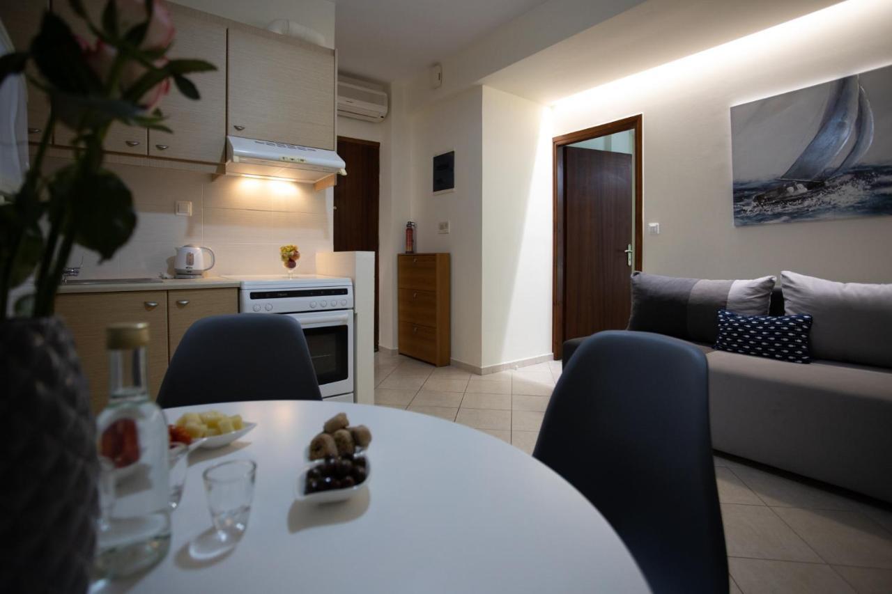 Seperi Deep Blue Apartment Rethymno  Bagian luar foto