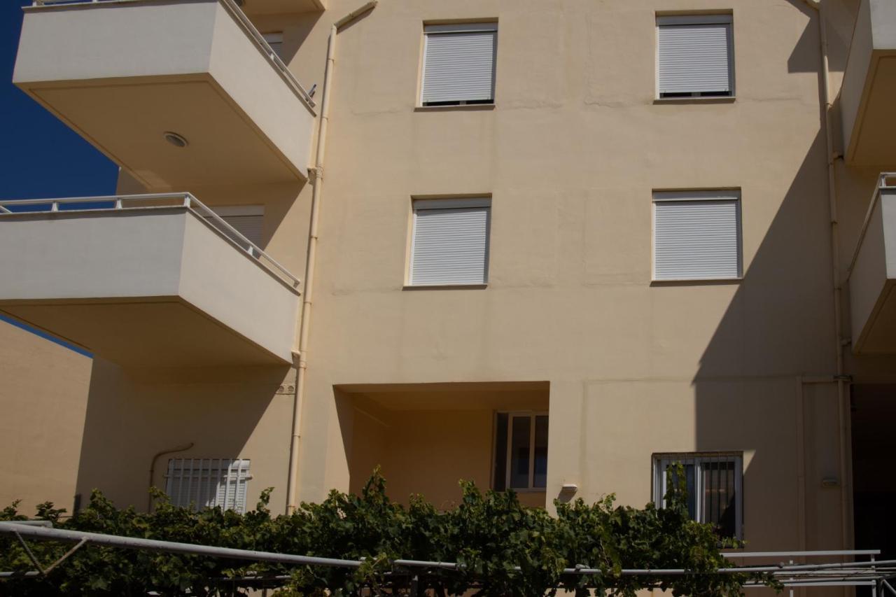 Seperi Deep Blue Apartment Rethymno  Bagian luar foto